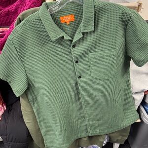 Negative space waffle short sleeve button down L // 020611